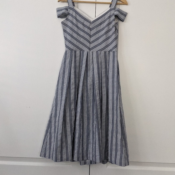 White House Black Market White and Blue Striped Sundress with Pockets - Sz. 0 - Picture 8 of 12